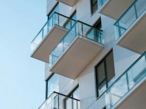 Rynek pierwotny vs rynek wtórny nieruchomości w Katowicach