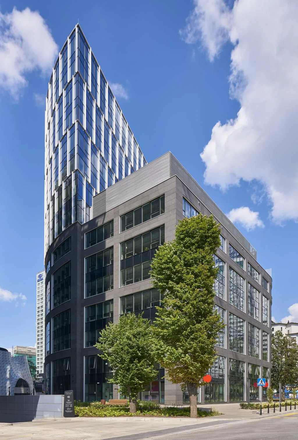 ../media/art/184/wronia_31_deweloper_ghelamco_poland_projekt_jaspers-eyers_architects1_jzzpl1.webp