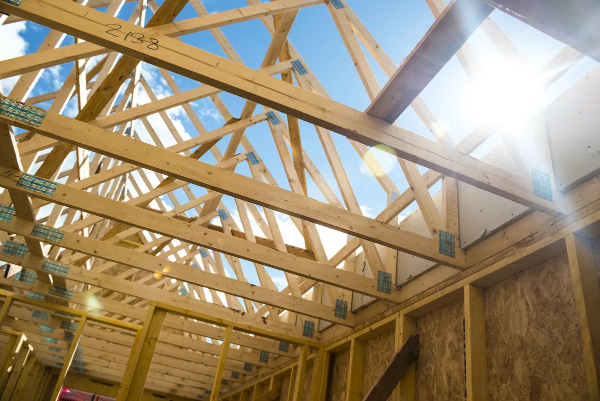 ../media/art/414/wooden-roof-framing-truss-2022-03-07-23-57-18-utc1.webp